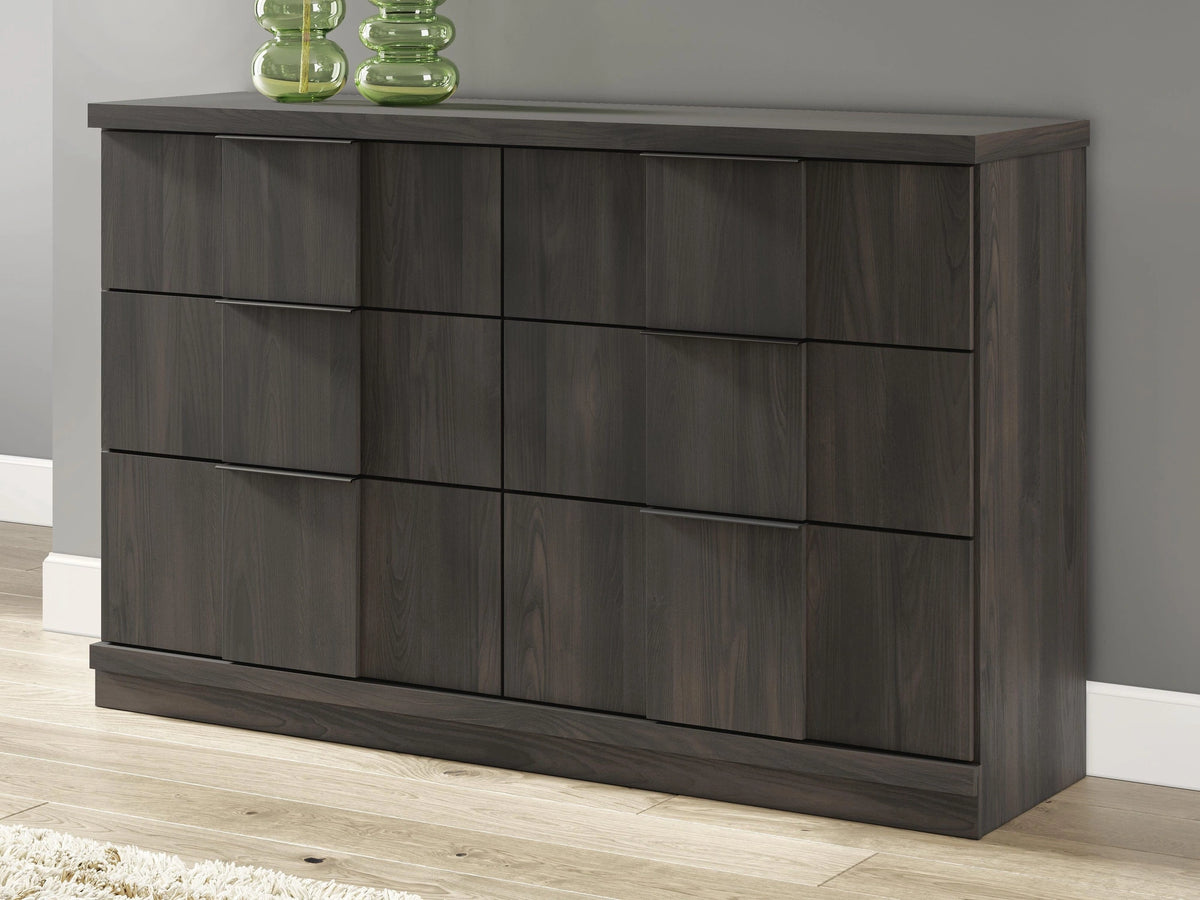 Shaehartin Bedroom Set