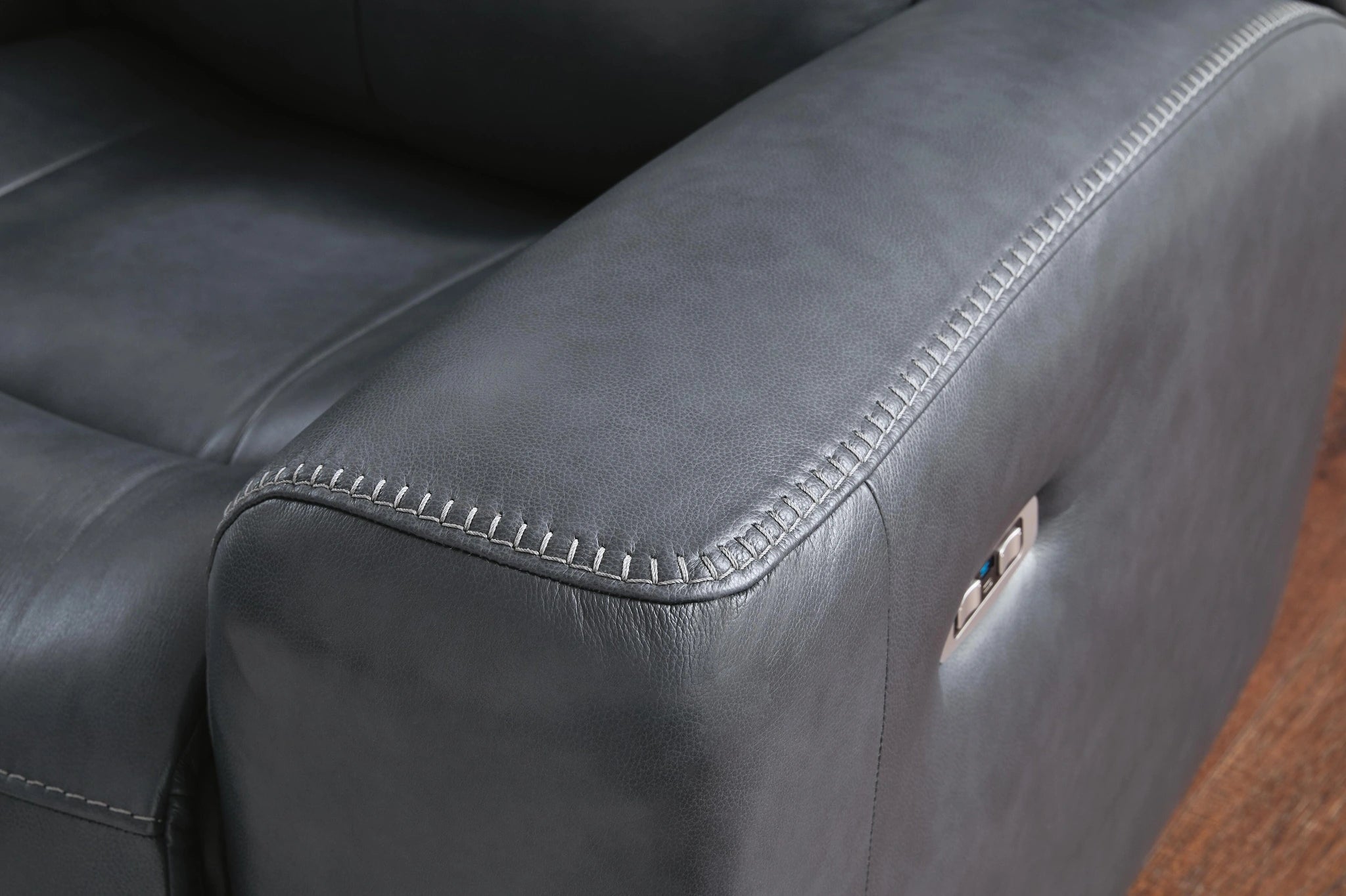 Next Move Power Reclining Loveseat