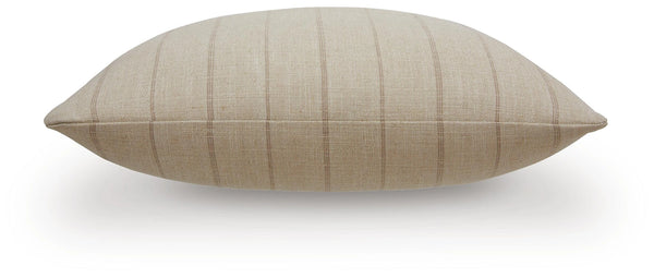 Valwick Pillow (Set of 4)