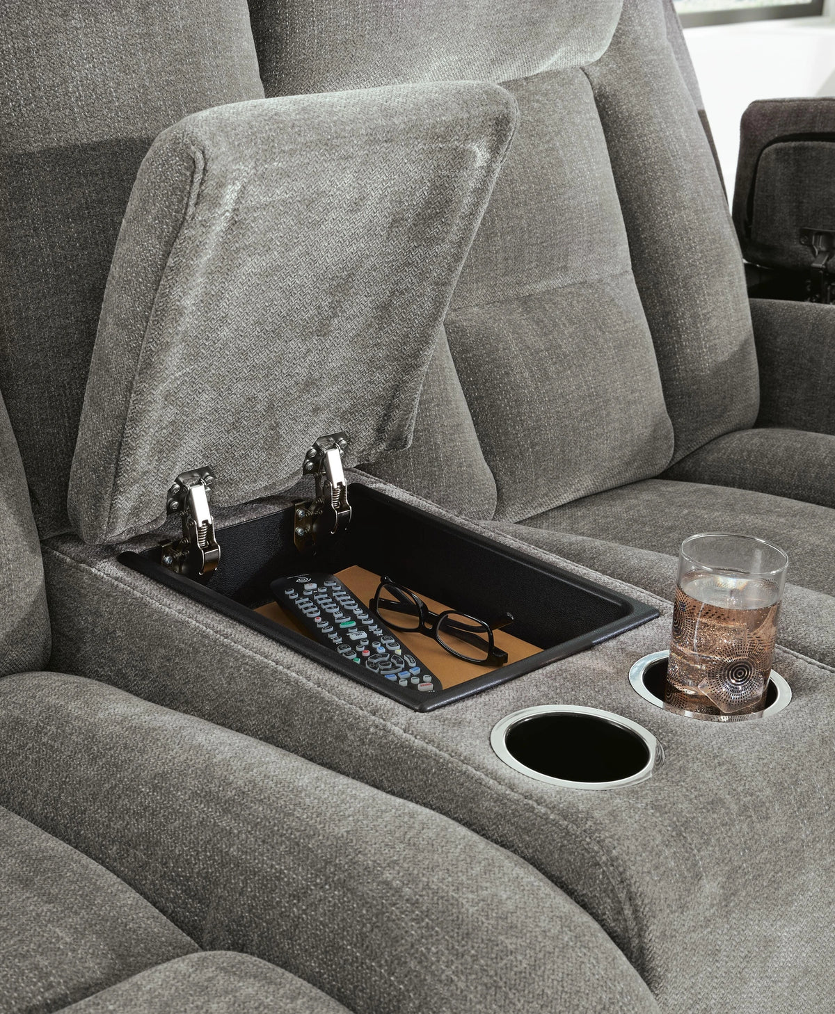Mixed Motion Loveseat