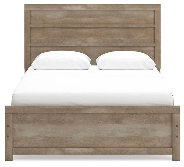 Gachester Panel Bed