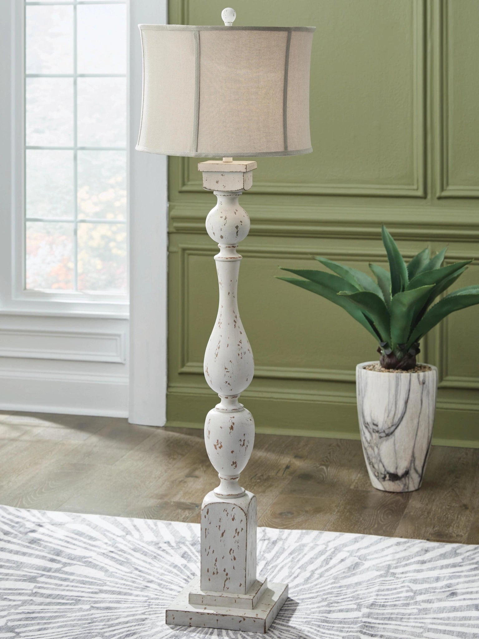 Madsbrook Floor Lamp