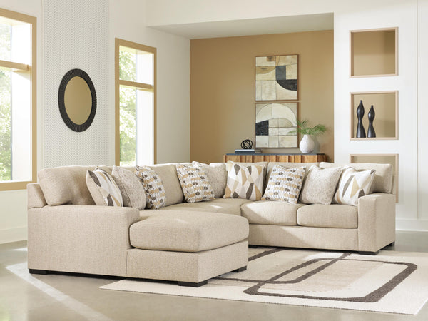 Laurelgrove Sectional with Chaise