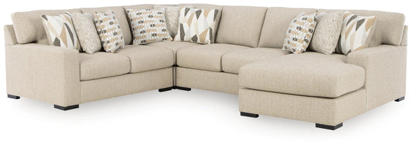 Laurelgrove Sectional with Chaise
