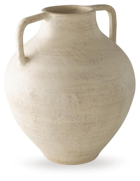Justy Vase