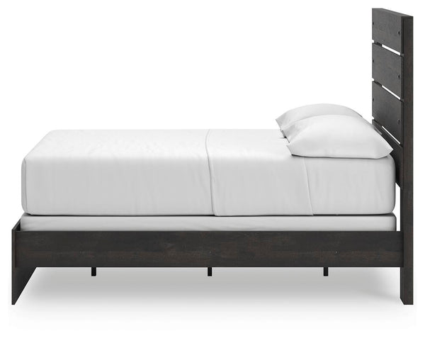 Hollivern Bedroom Set