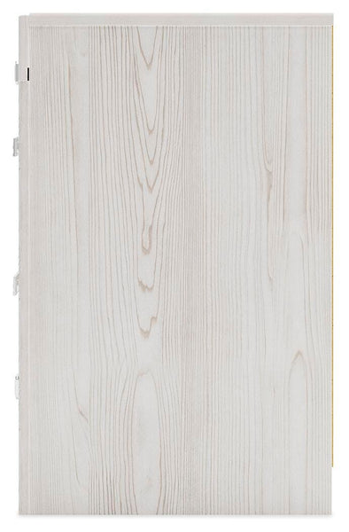 Altyra Nightstand