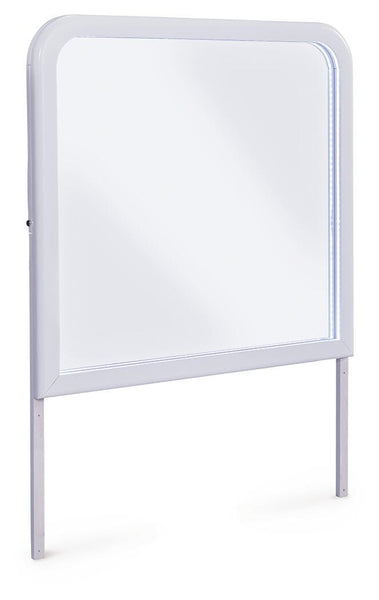 Jarlee Dresser and Mirror