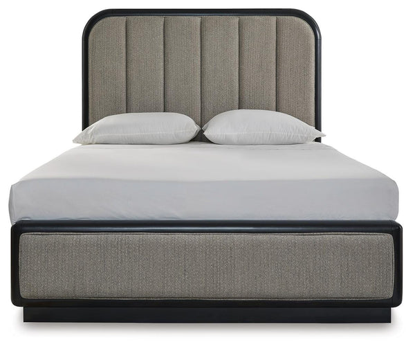 Rowanbeck Upholstered Bed