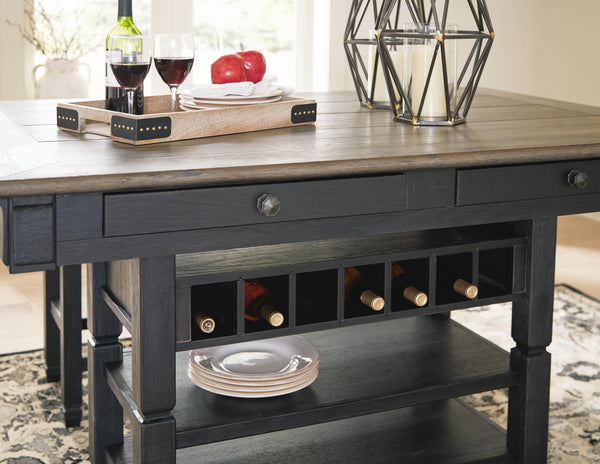 Tyler Creek Counter Height Dining Set