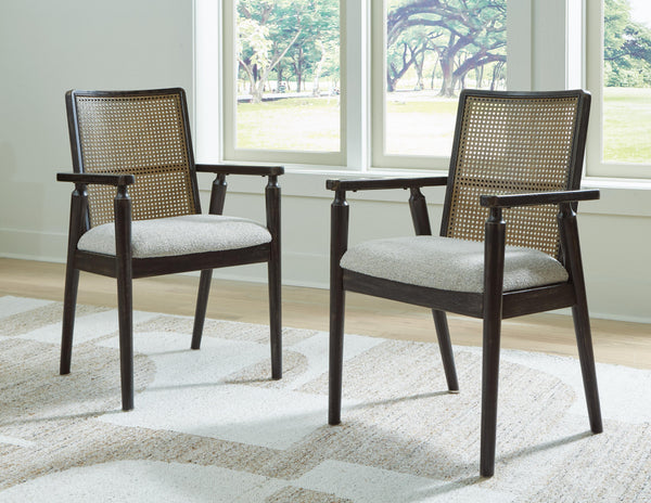 Galliden Dining Room Set