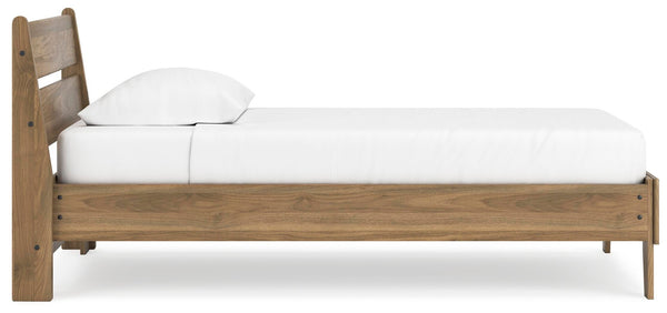 Deanlow Bedroom Package
