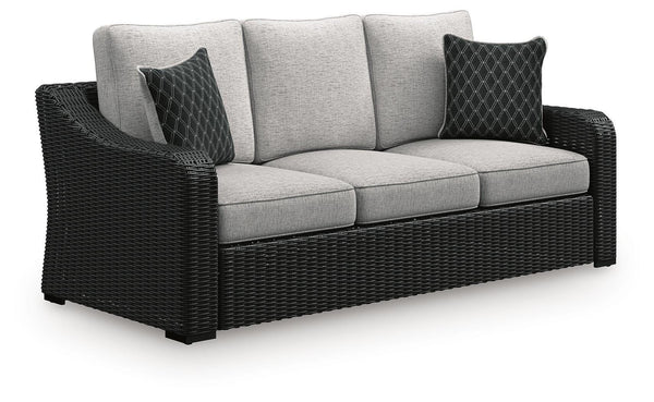 Beachcroft Outdoor Set