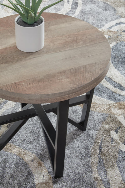Deanlee Table (Set of 3)