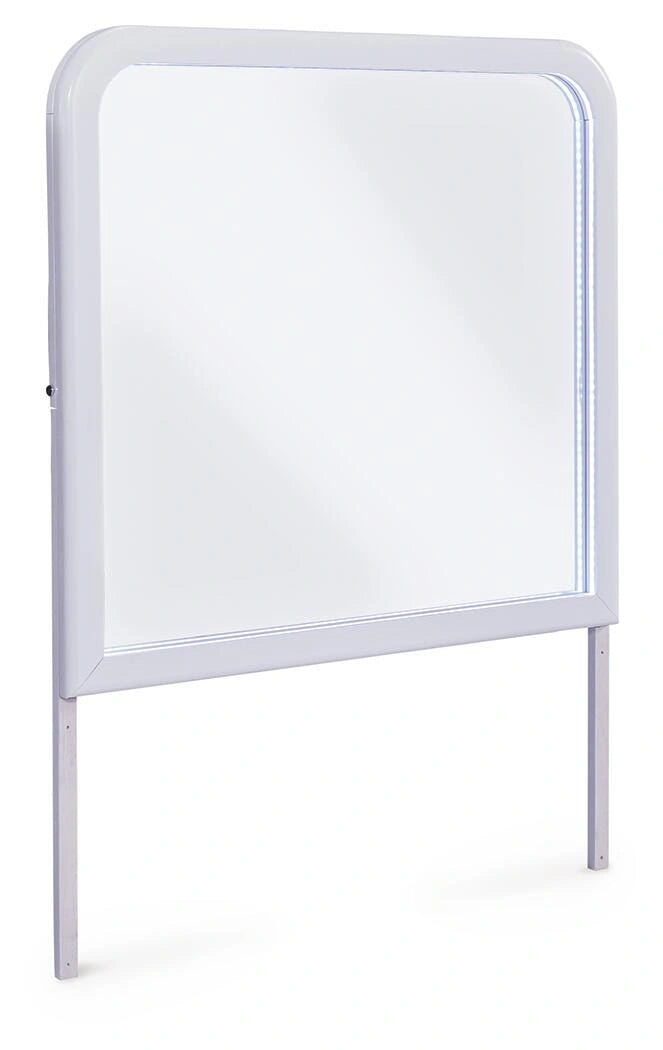 Jarlee Dresser and Mirror