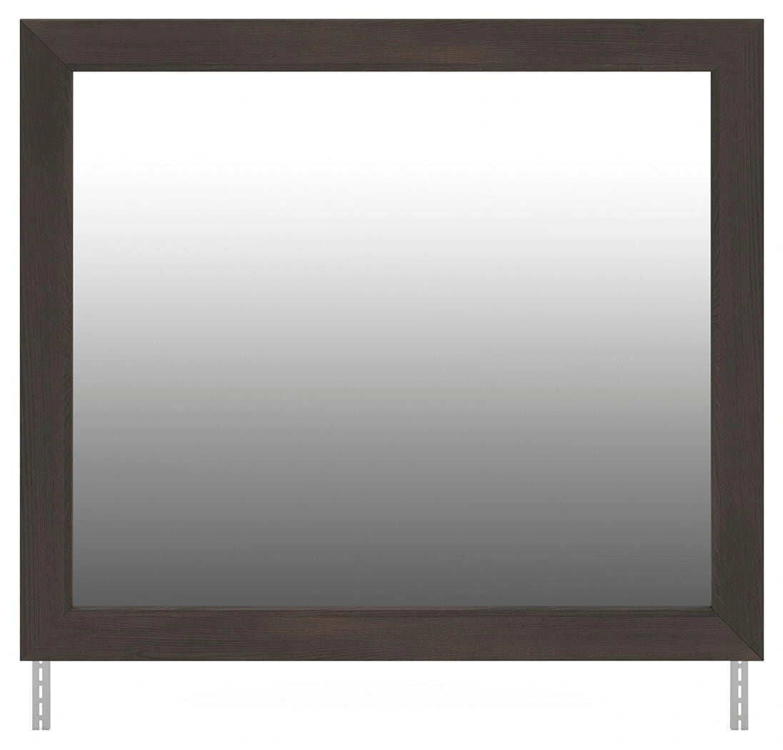 Shaehartin Bedroom Set