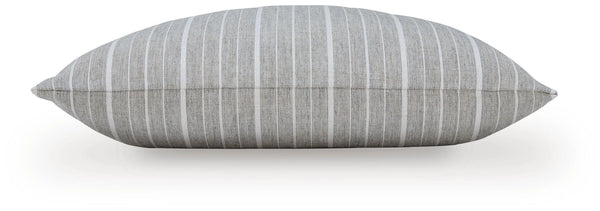 Vernthrone Pillow