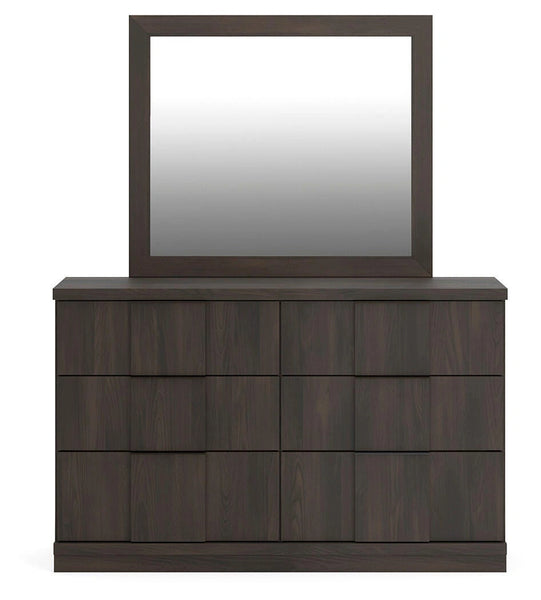 Shaehartin Dresser